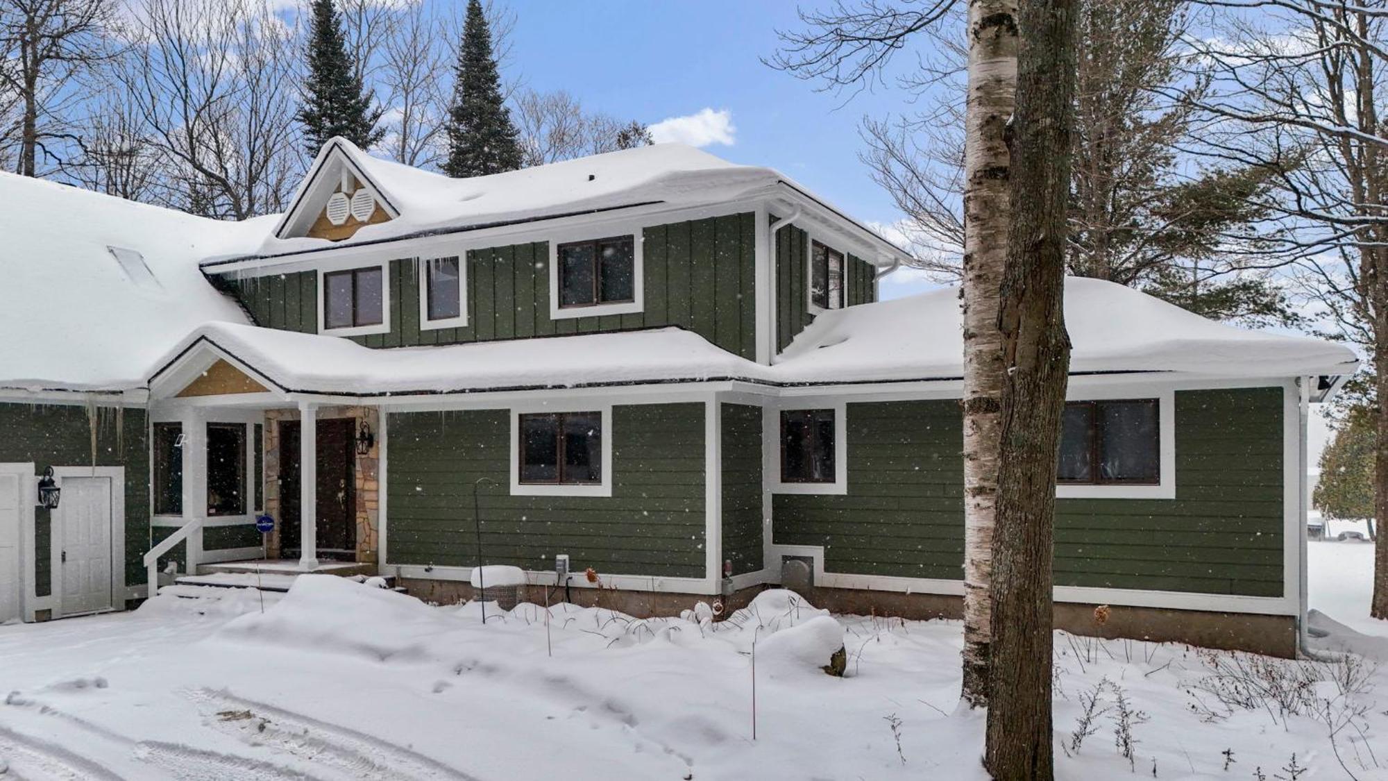 Deer Lake Retreat Villa Boyne City Exterior photo